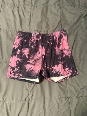 Tie-Dye Pink and Black Women’s bike Shorts